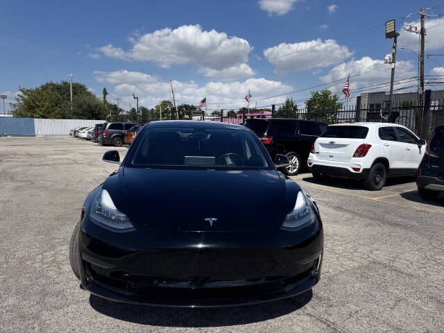 tesla model 3 2018 5YJ3E1EA6JF018785 image tesla model 3 2018 5YJ3E1EA6JF018785 image